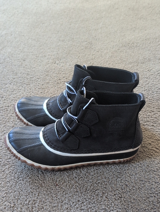 Sorel Shoes - Sorel Womens Black and Brown Waterproof Boots